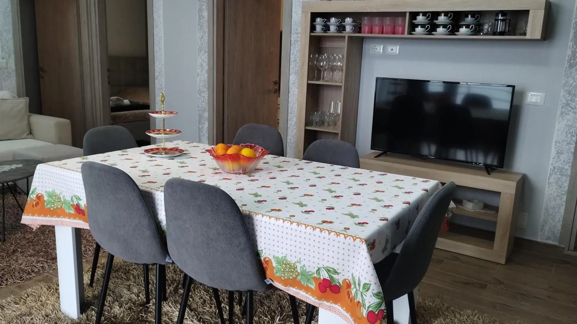 Rafa'S Apartament Himare